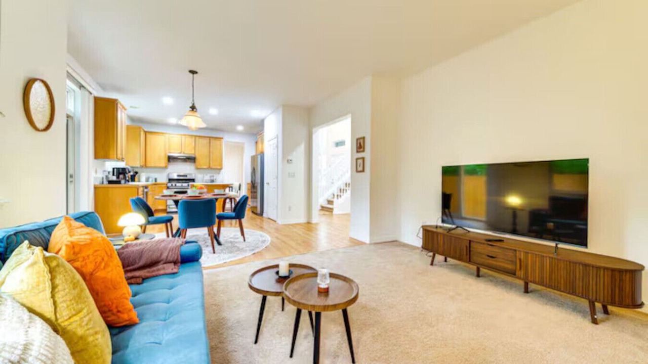 Photo of Livingroom in Redmond