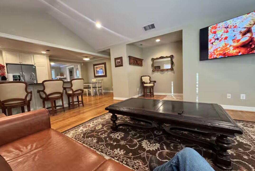 Photo of Livingroom in Arlington Heights