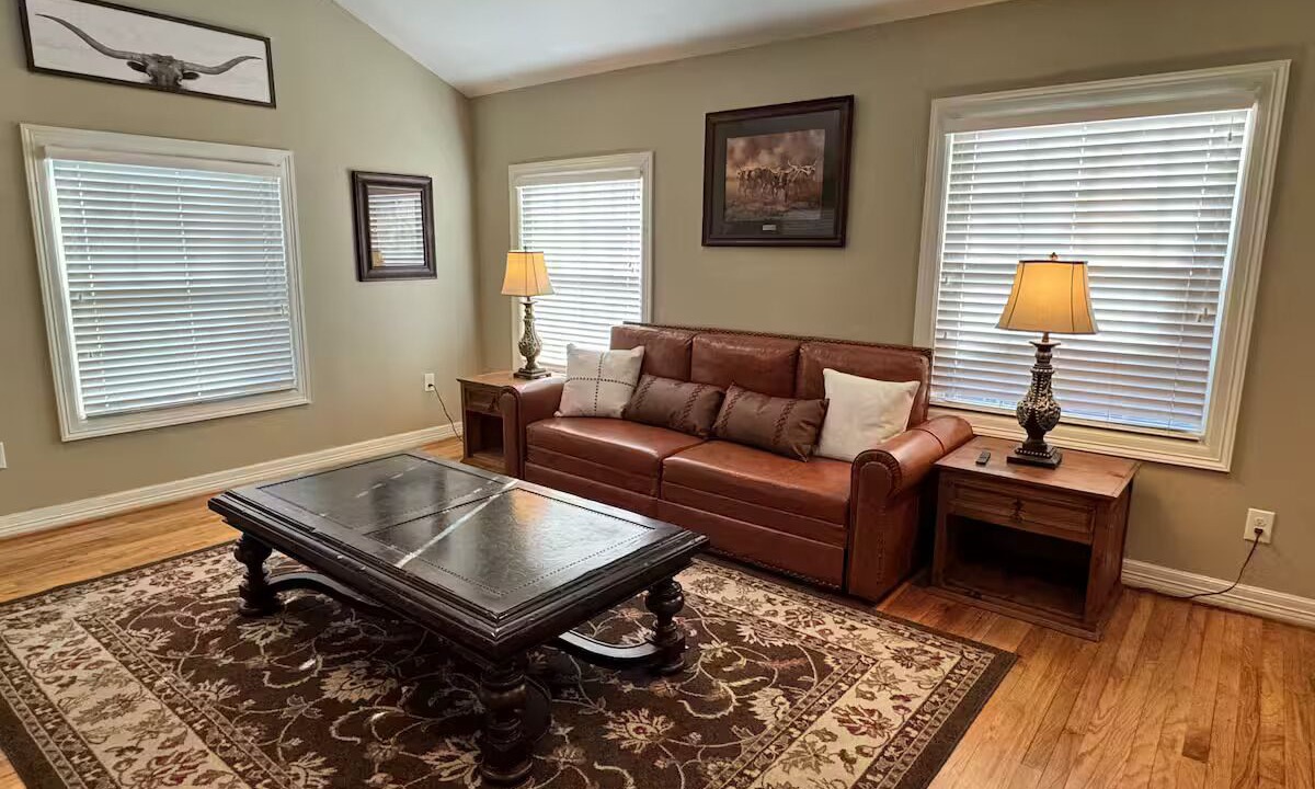 Photo of Livingroom in Arlington Heights