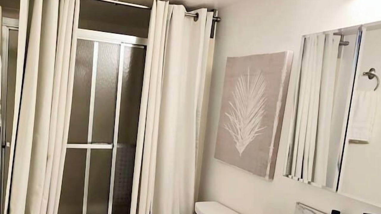 Photo of Bathroom in Astor