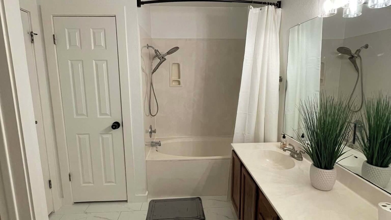 Photo of Bathroom in Parkwood