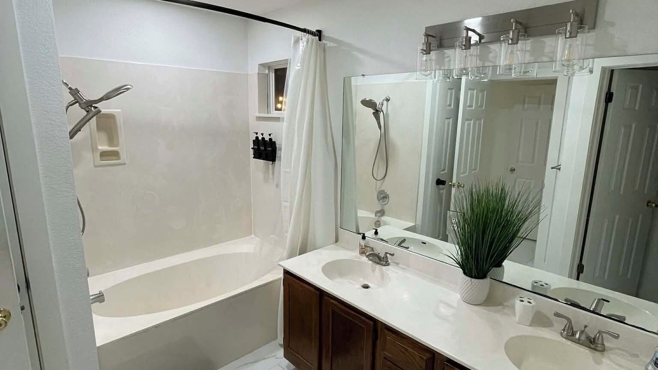 Photo of Bathroom in Parkwood