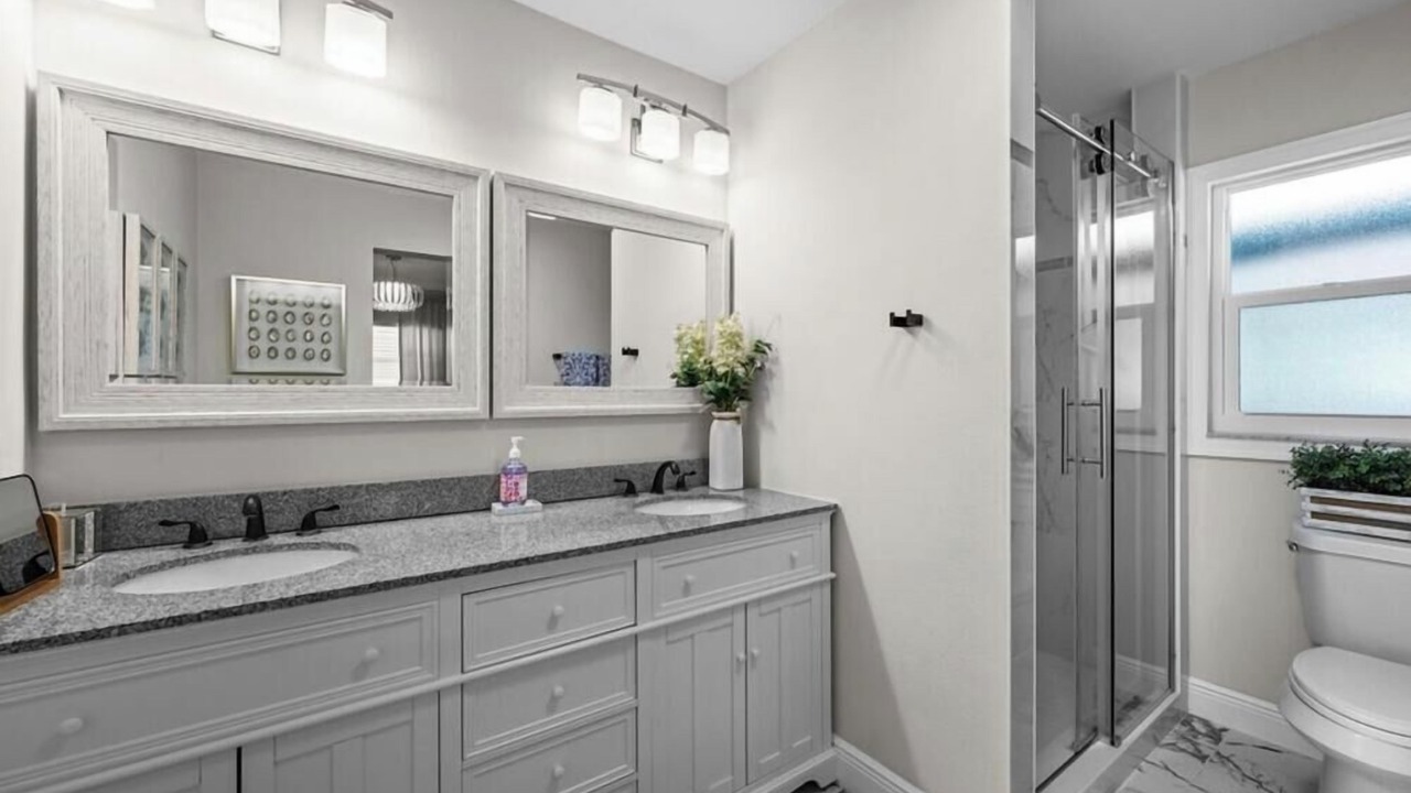 Photo of Bathroom in South Venice