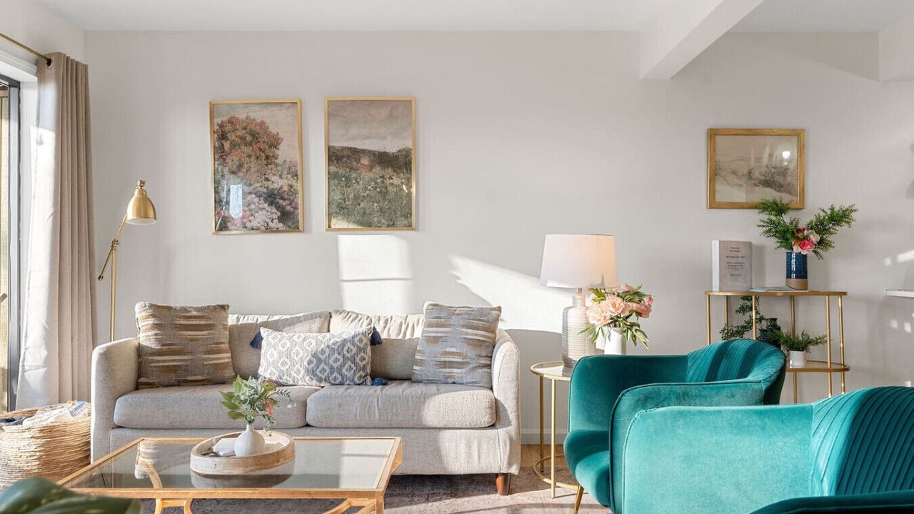 Photo of Livingroom in Notch Estates