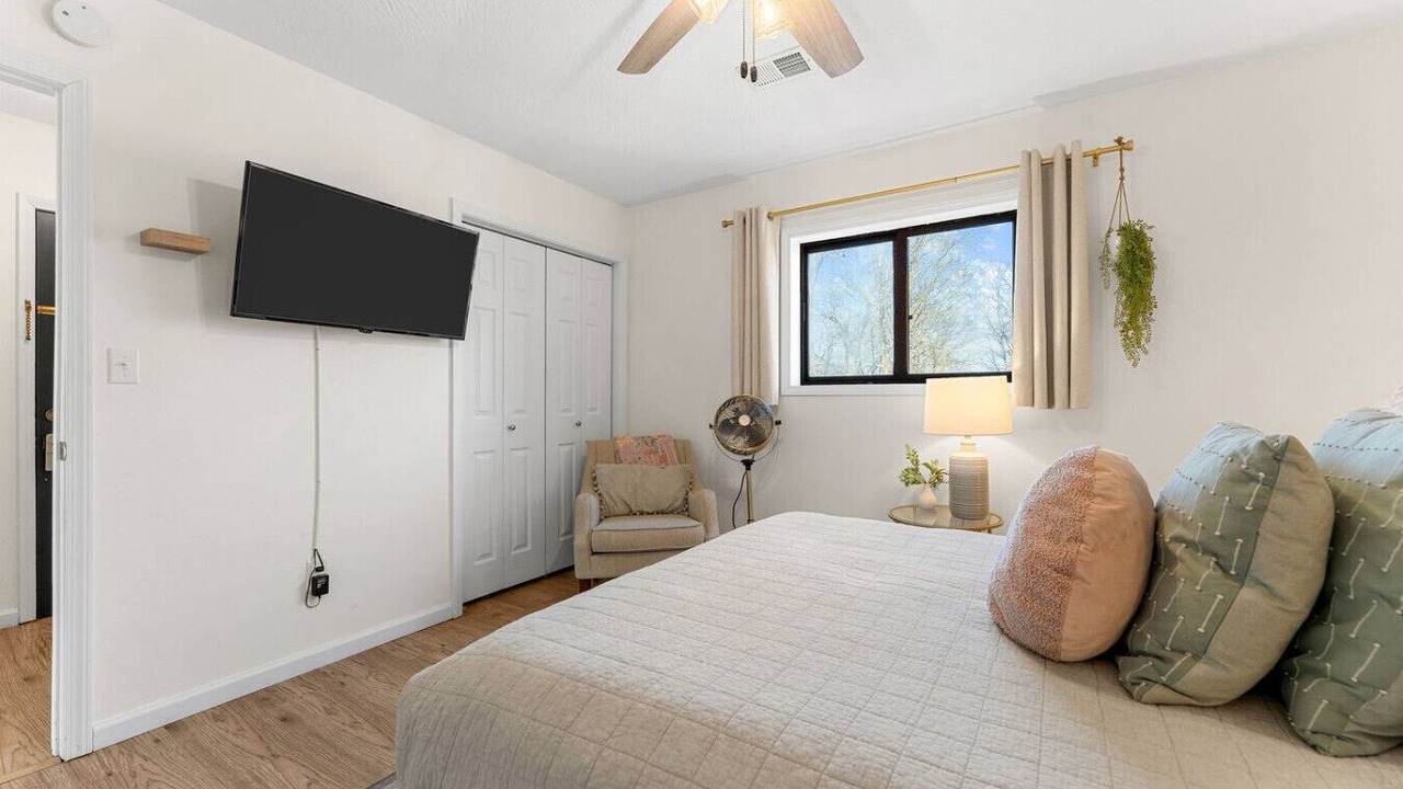Photo of Others in Notch Estates