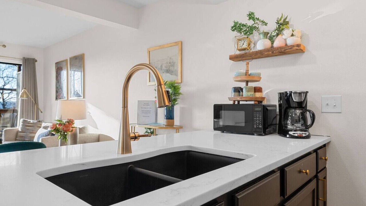 Photo of Others in Notch Estates