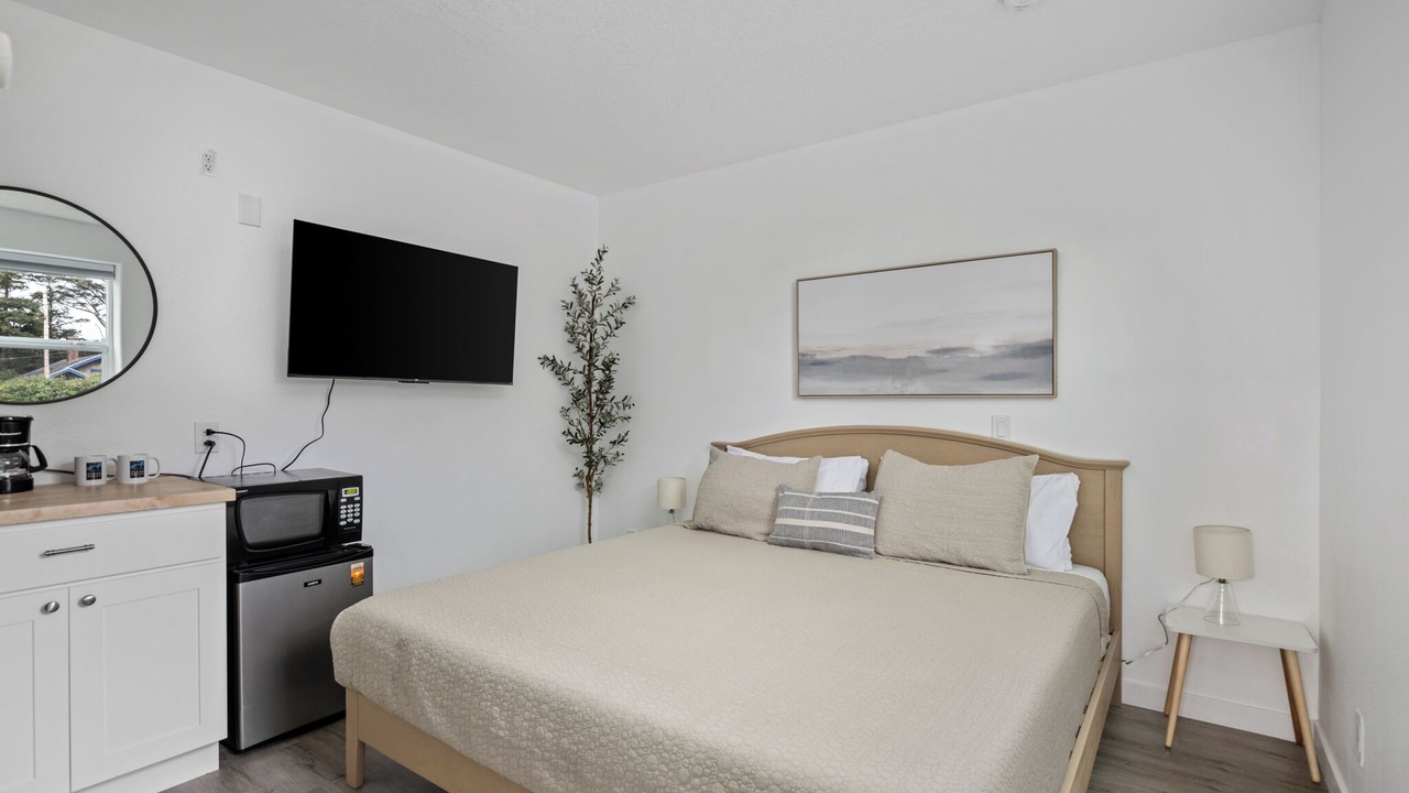 Photo of Bedroom in Rockaway Beach
