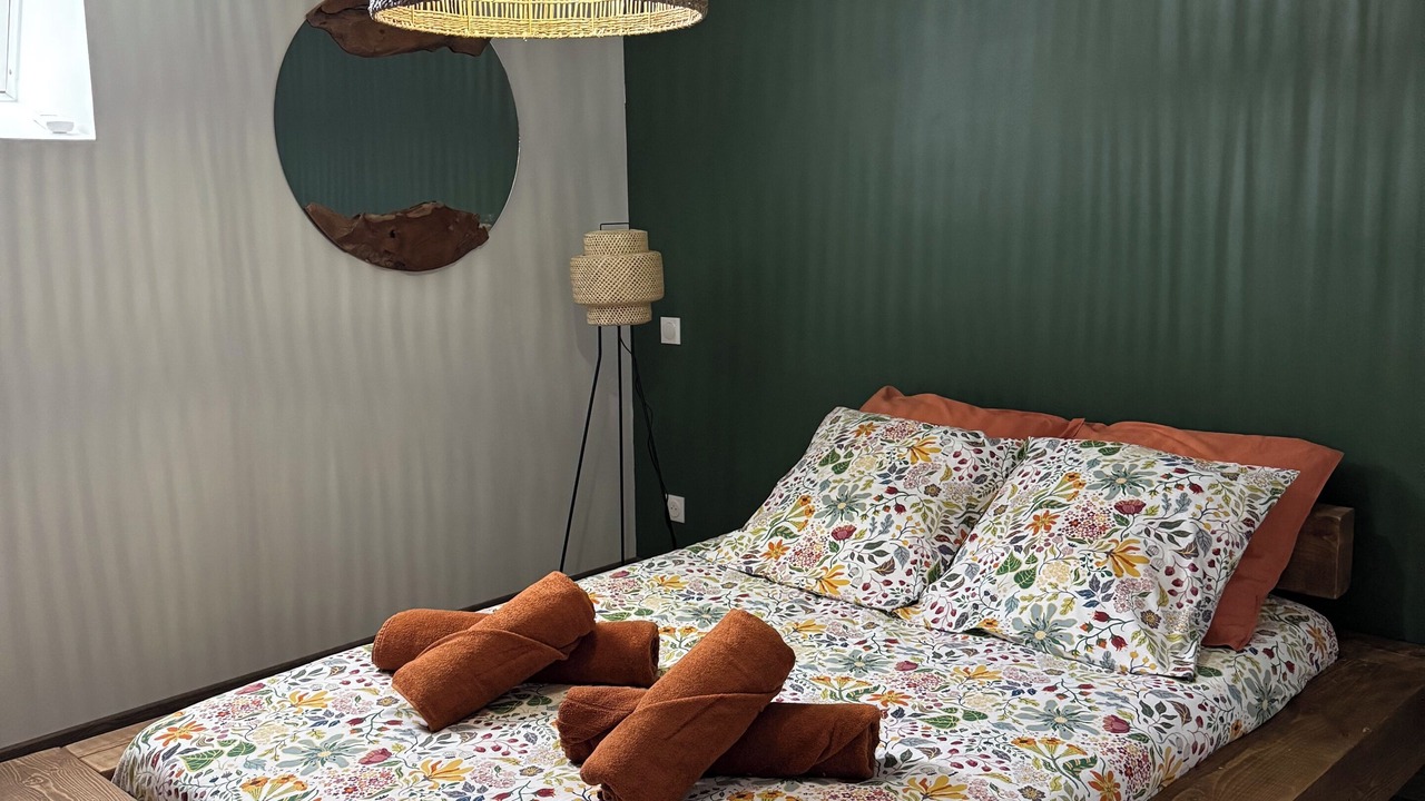 Photo of Bedroom in Quesmy
