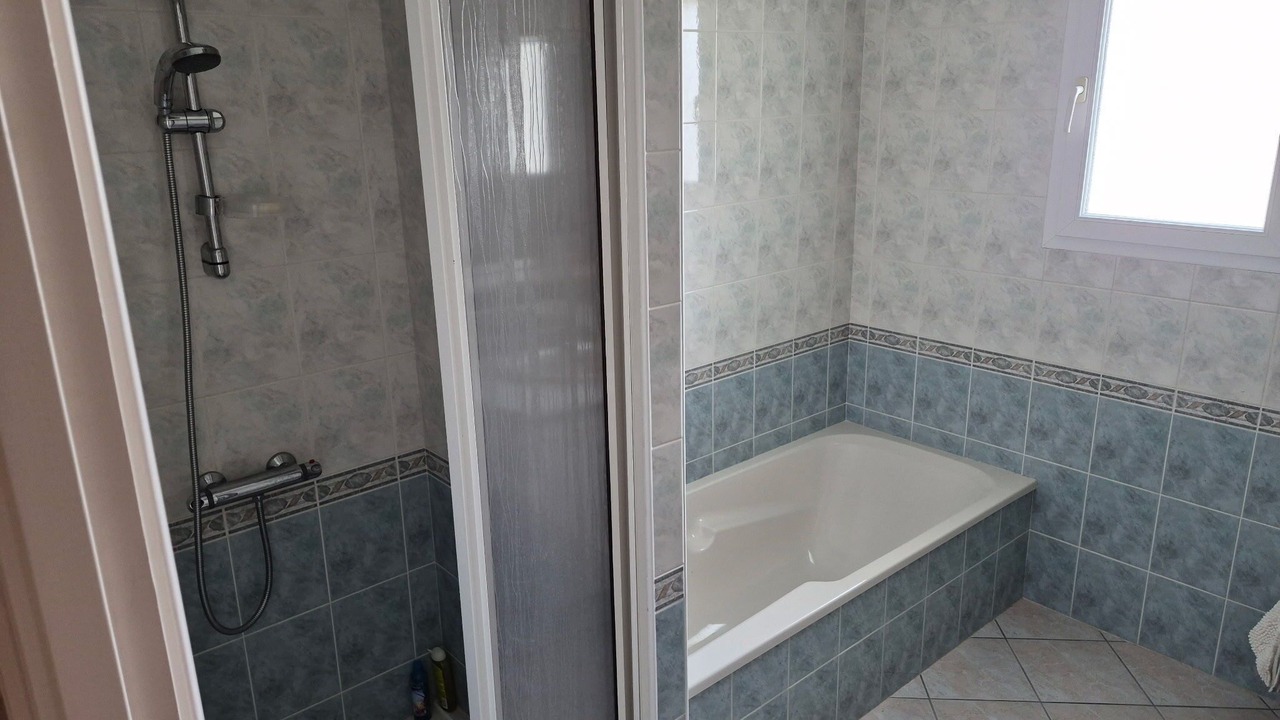 Photo of Bathroom in Beauvoir-sur-Mer