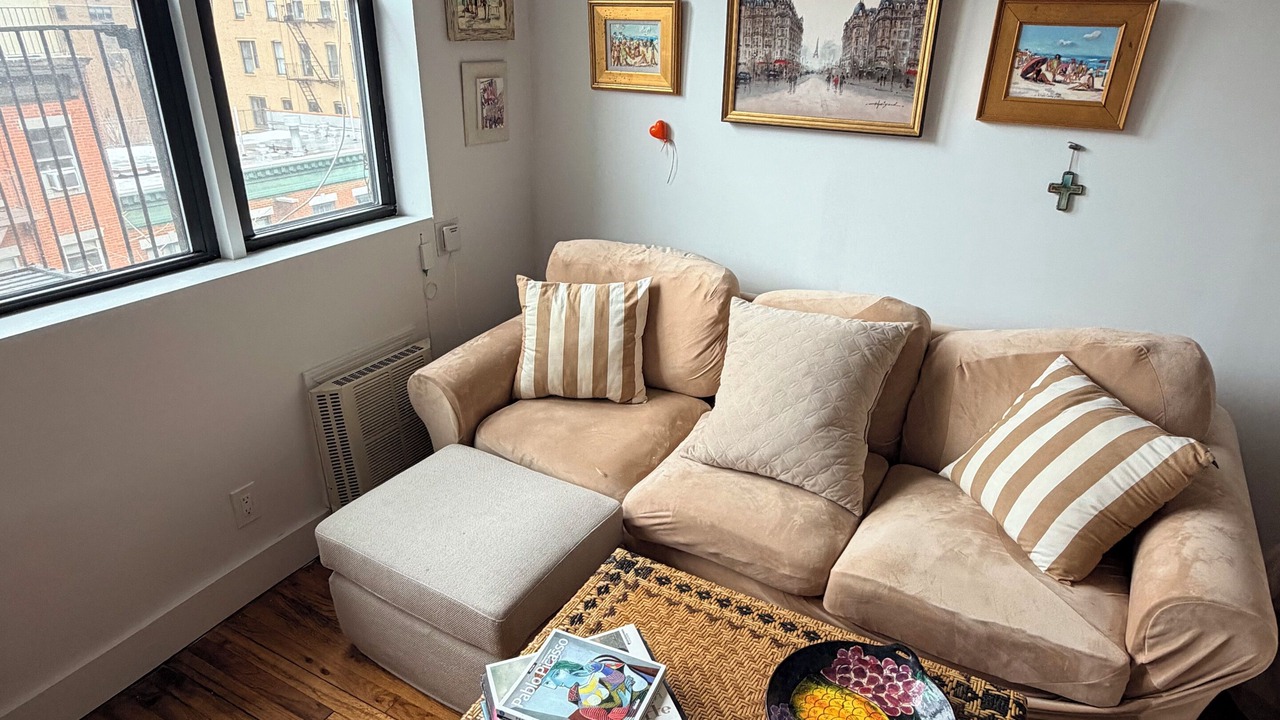 Photo of Livingroom in East Village