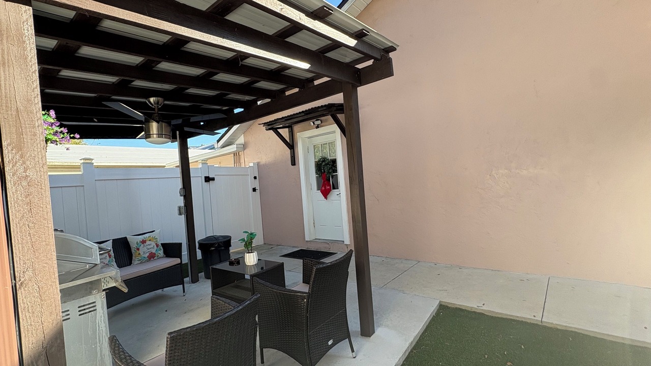 Photo of Patio Balcony in High Springs