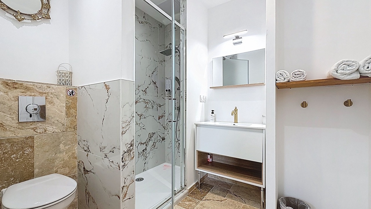 Photo of Bathroom in Villepinte