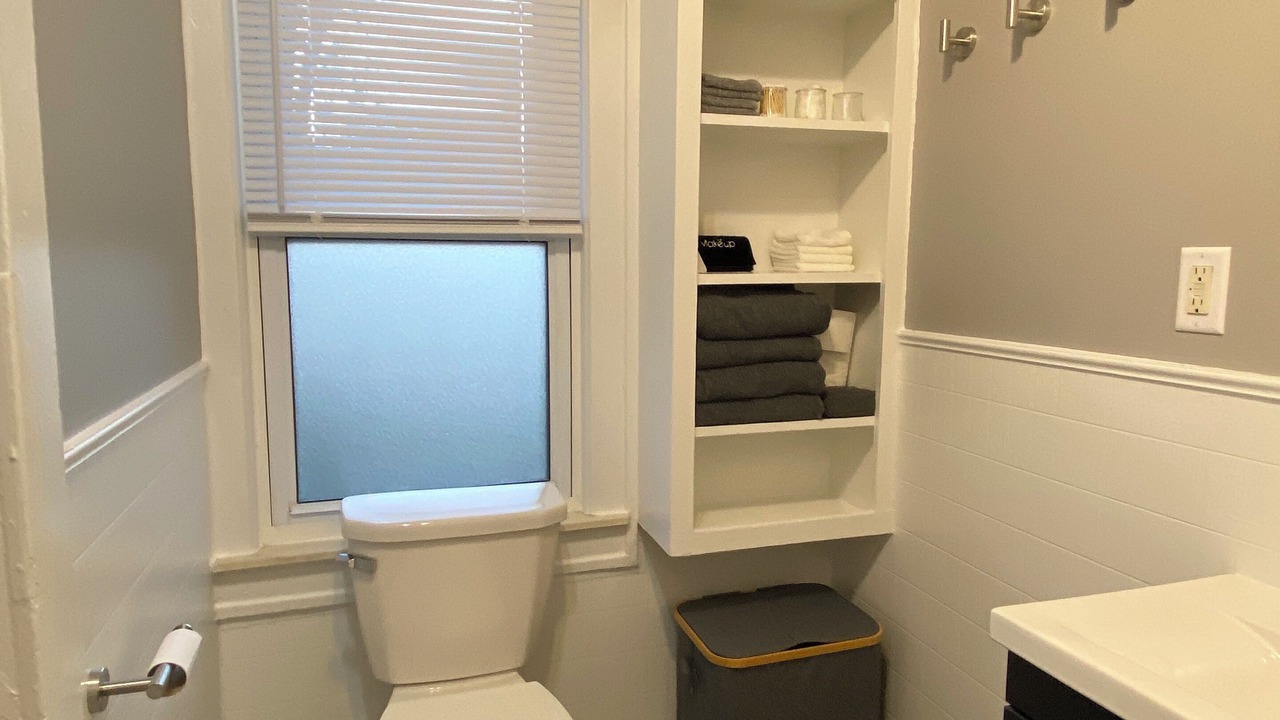 Photo of Bathroom in Hazel Park