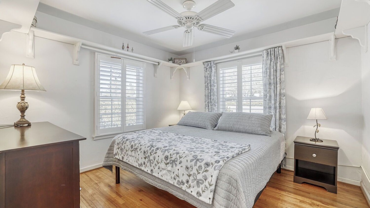 Photo of Bedroom in Ken Caryl