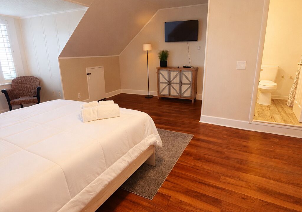 Photo of Bedroom in Valdosta