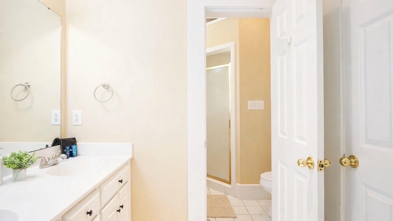 Photo of Bathroom in Valdosta