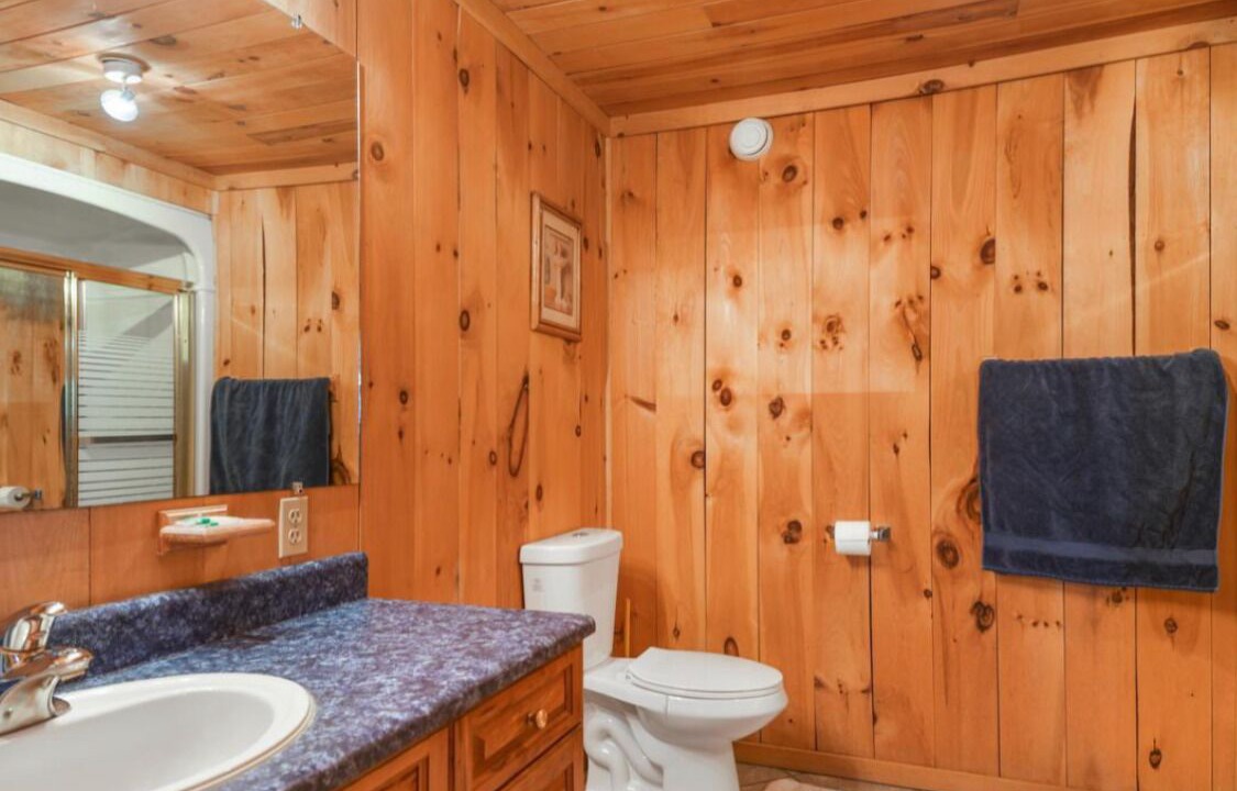 Photo of Bathroom in Front of Yonge
