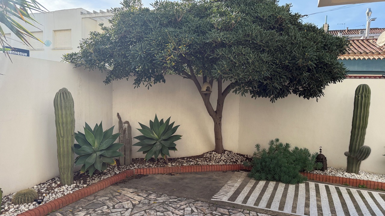 Photo of Outdoor in Mediterranee