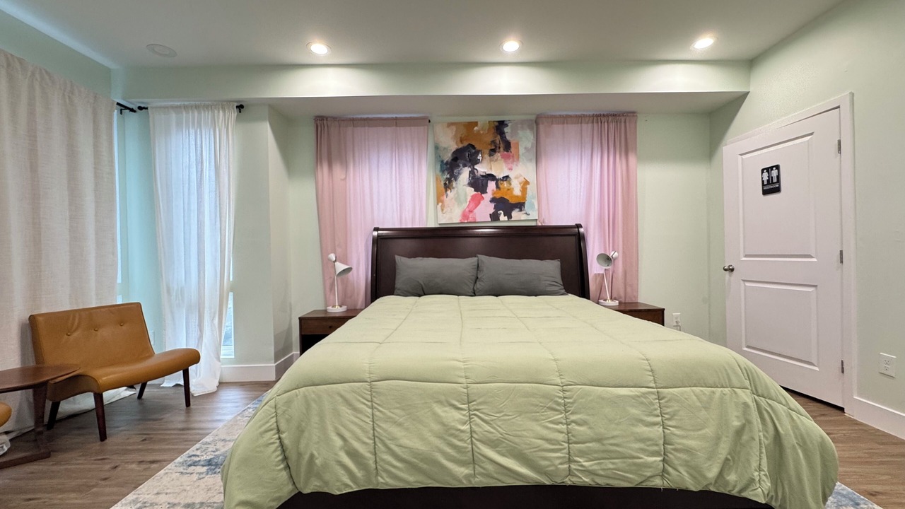 Photo of Bedroom in Washington