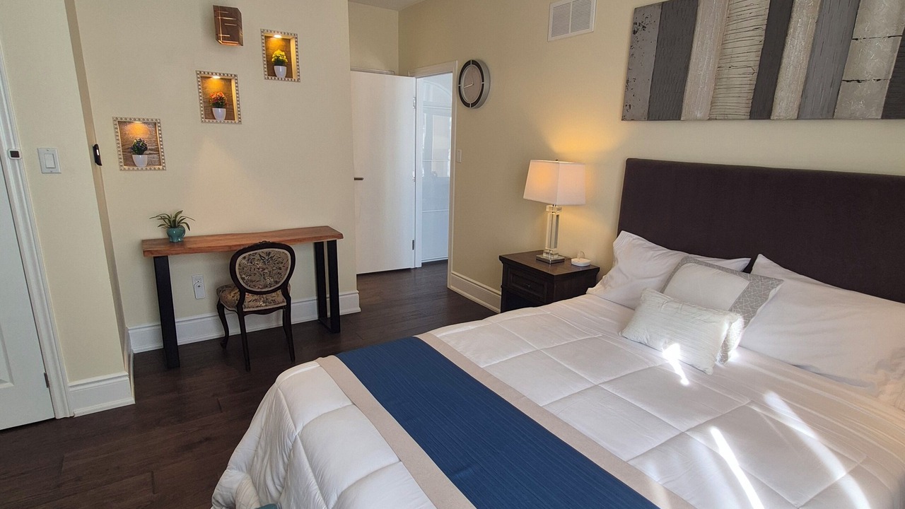 Photo of Bedroom in Niagara Falls