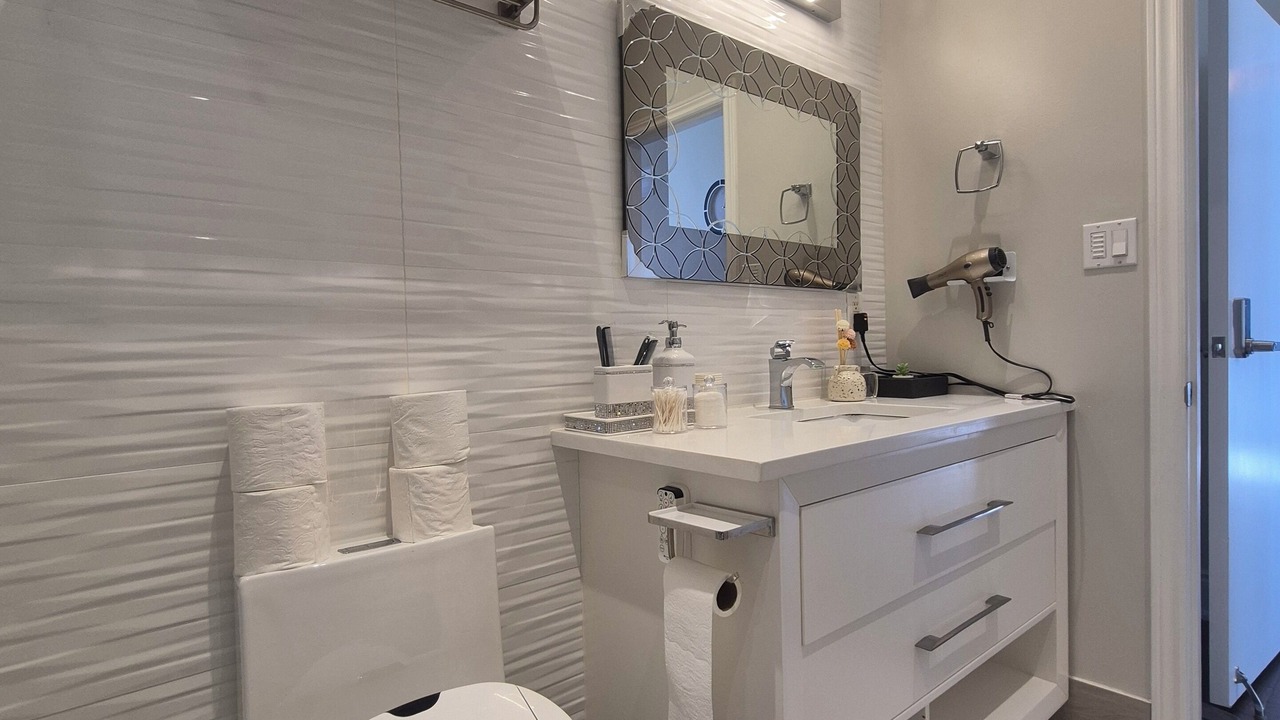 Photo of Bathroom in Niagara Falls