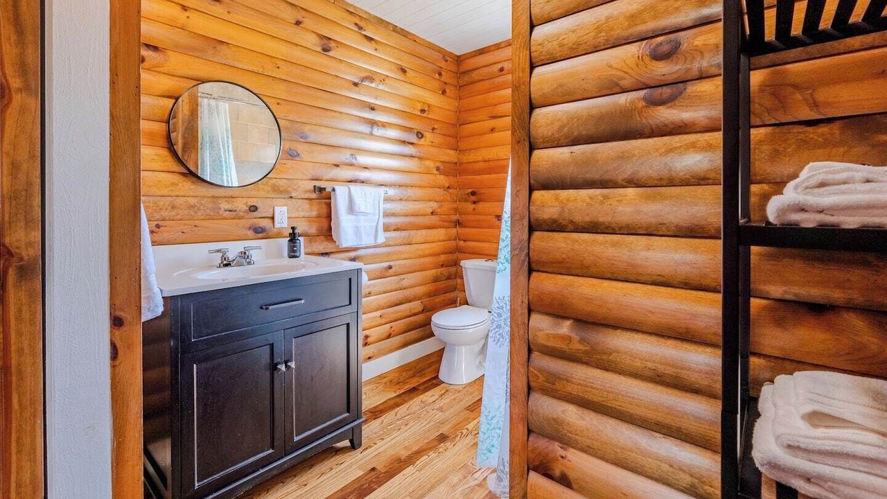 Photo of Bathroom in Brigus Junction