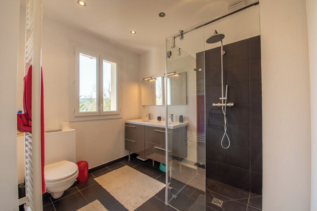 Photo of Bathroom in Gassin