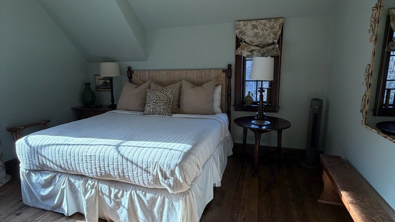 Photo of Bedroom in Canton