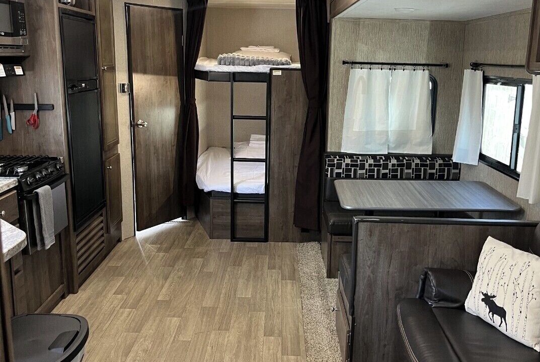 Photo of Bedroom in Myrtle Grove
