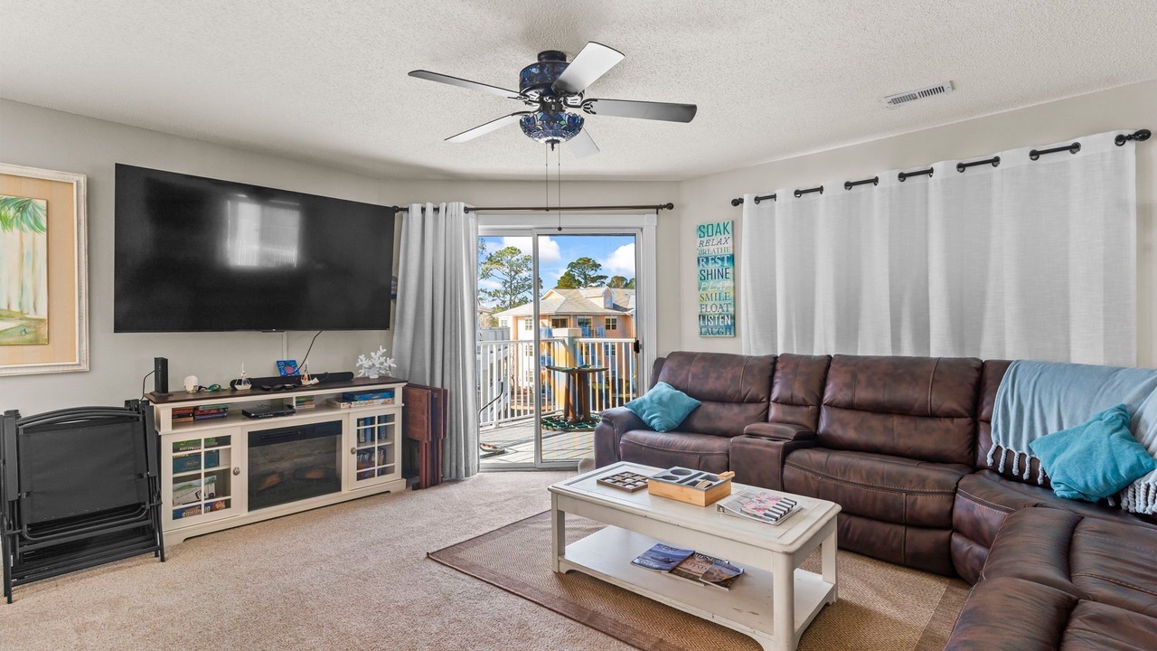 Photo of Livingroom in Calabash