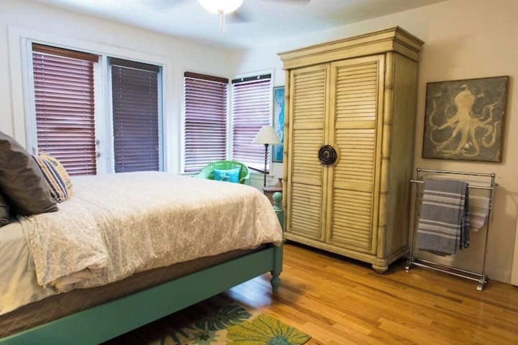 Photo of Bedroom in Downtown