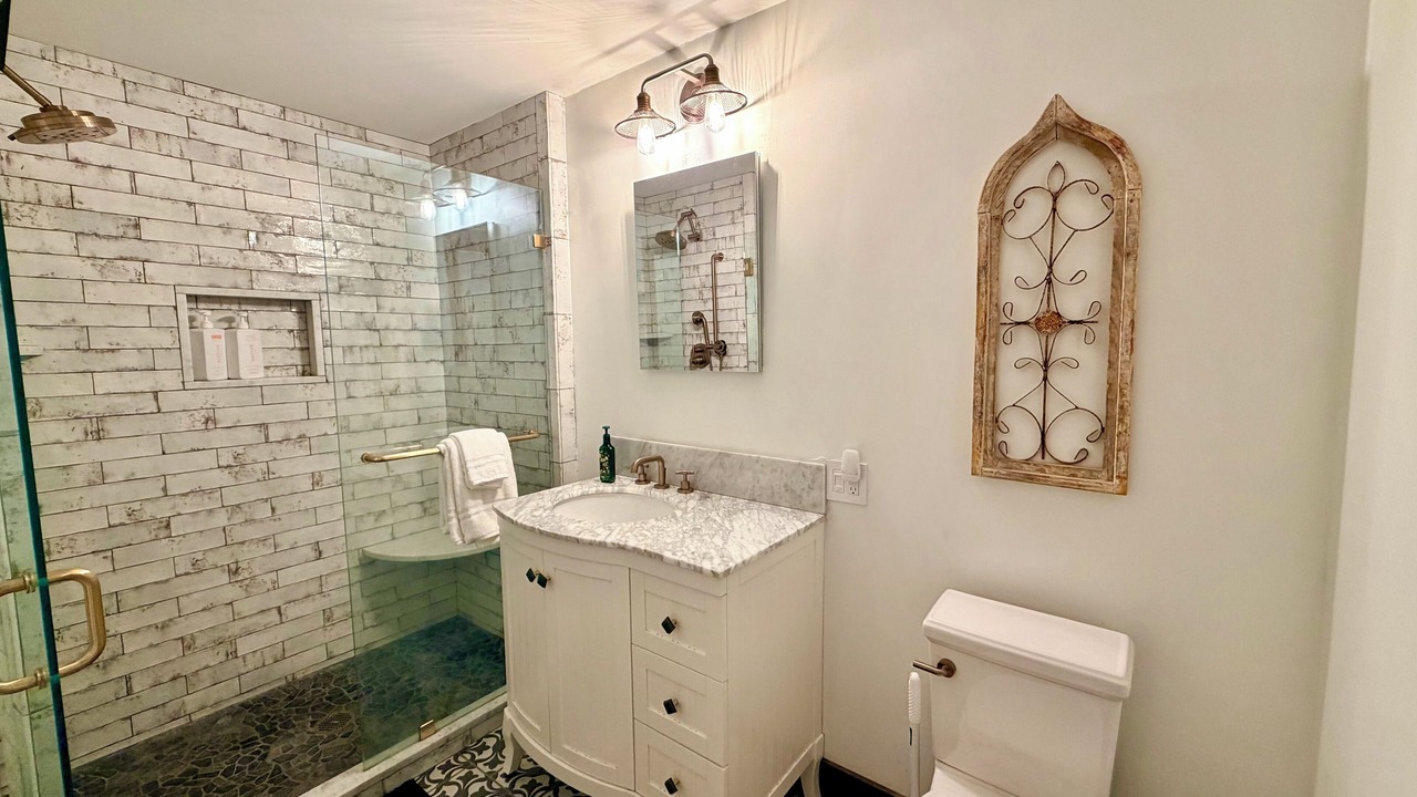 Photo of Bathroom in Ellsworth