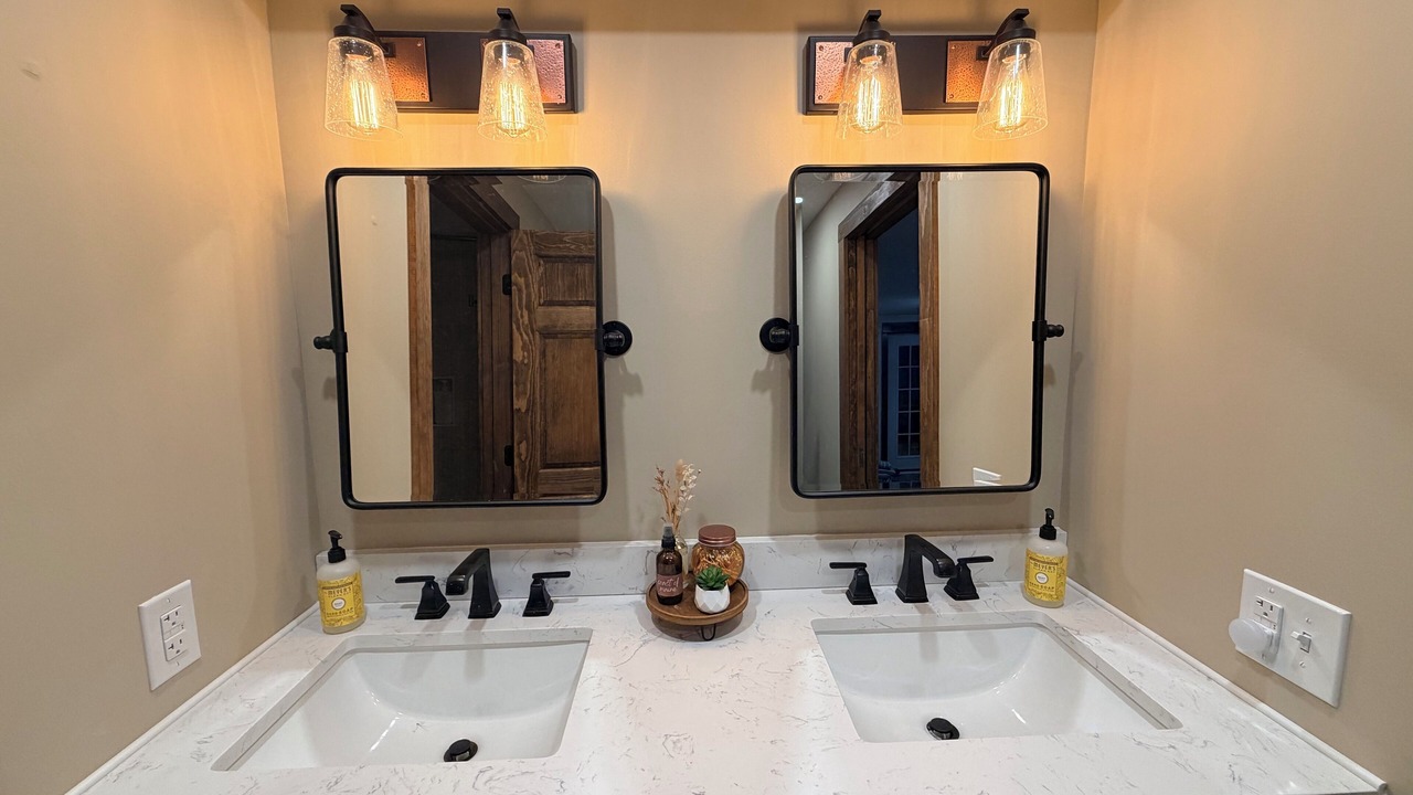 Photo of Bathroom in Ellsworth