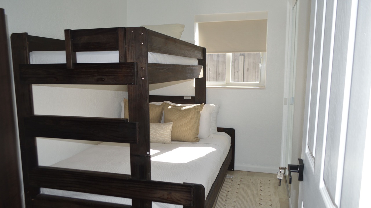Photo of Bedroom in Edgewood