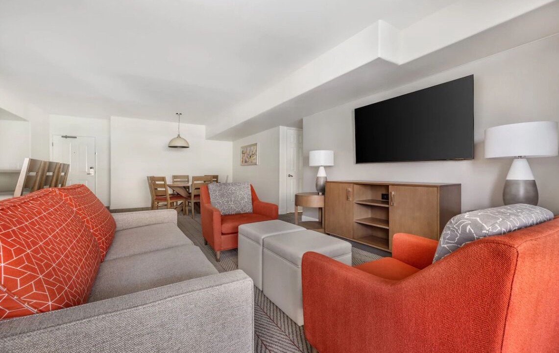 Photo of Livingroom in Canyon Corridor