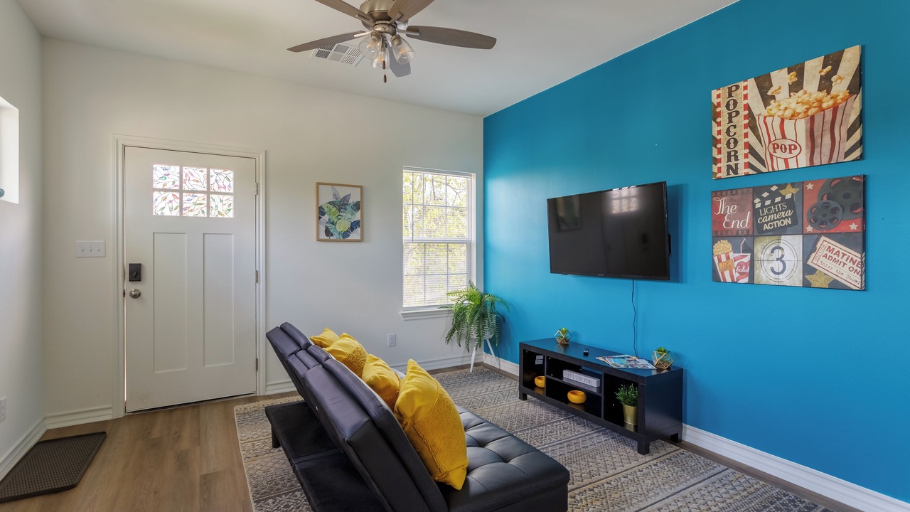 Photo of Livingroom in Denver Heights