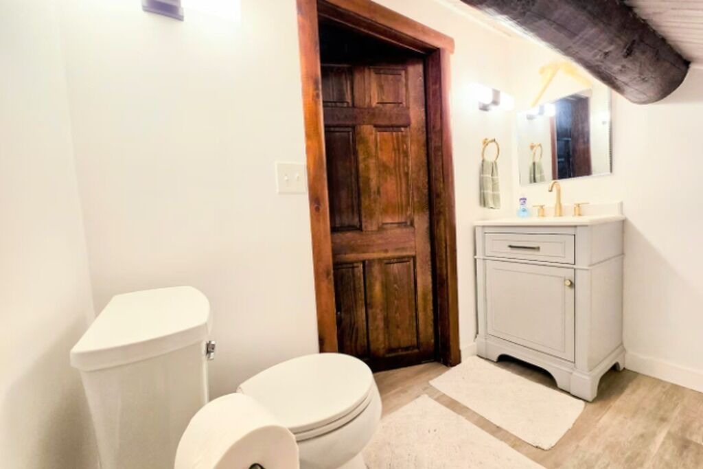 Photo of Bathroom in Snow Hill