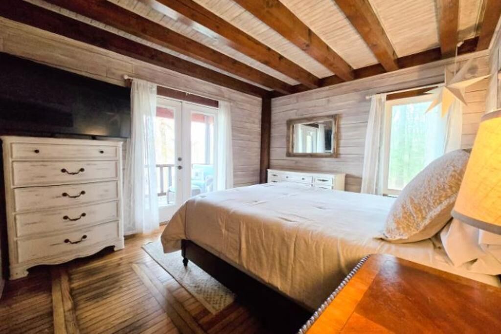 Photo of Bedroom in Snow Hill