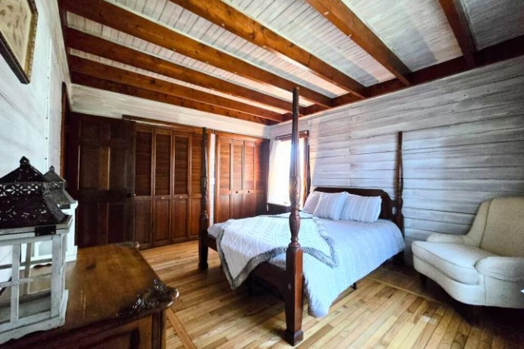 Photo of Bedroom in Snow Hill