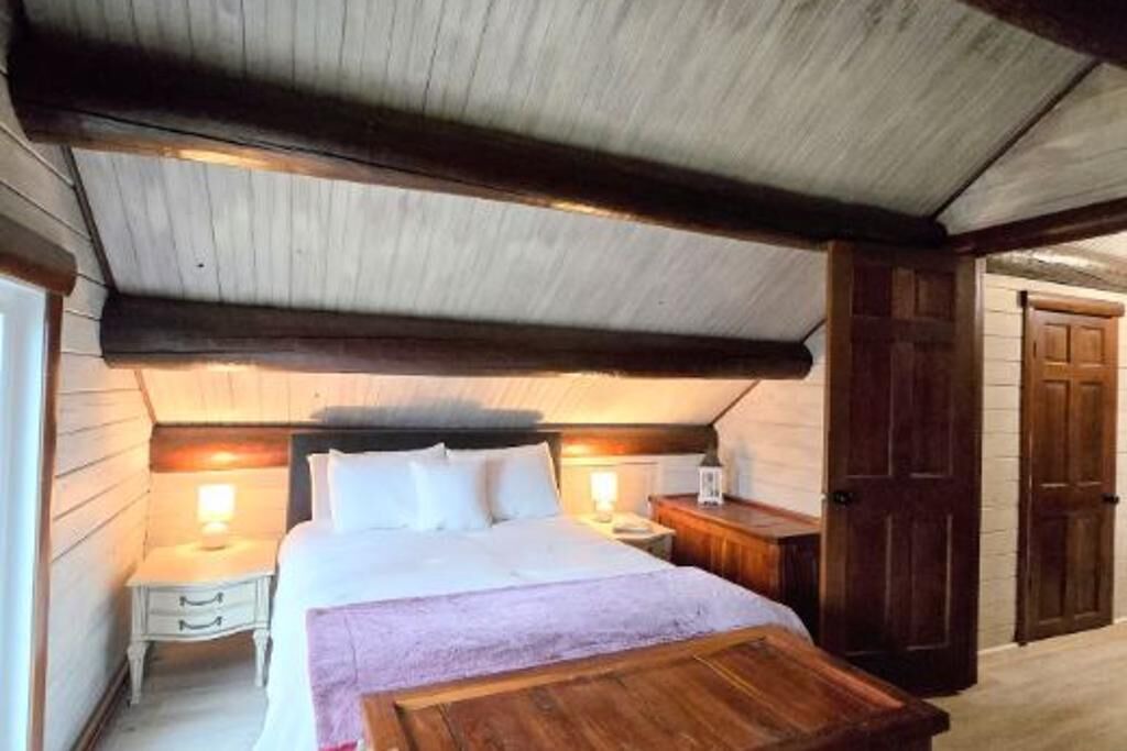 Photo of Bedroom in Snow Hill