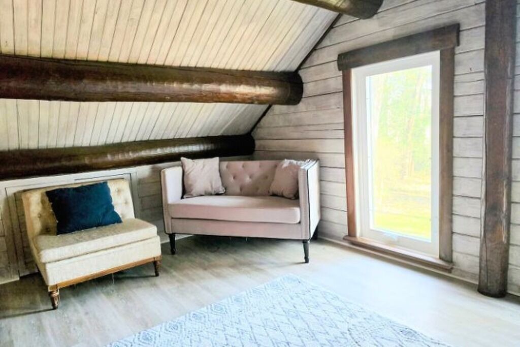Photo of Livingroom in Snow Hill