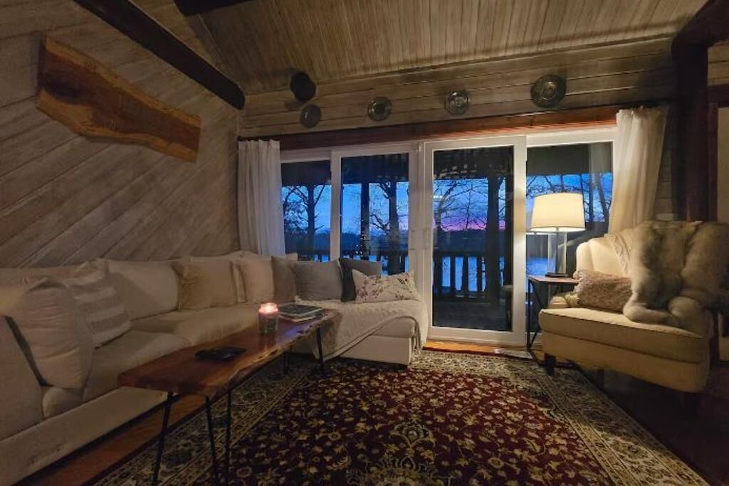 Photo of Livingroom in Snow Hill
