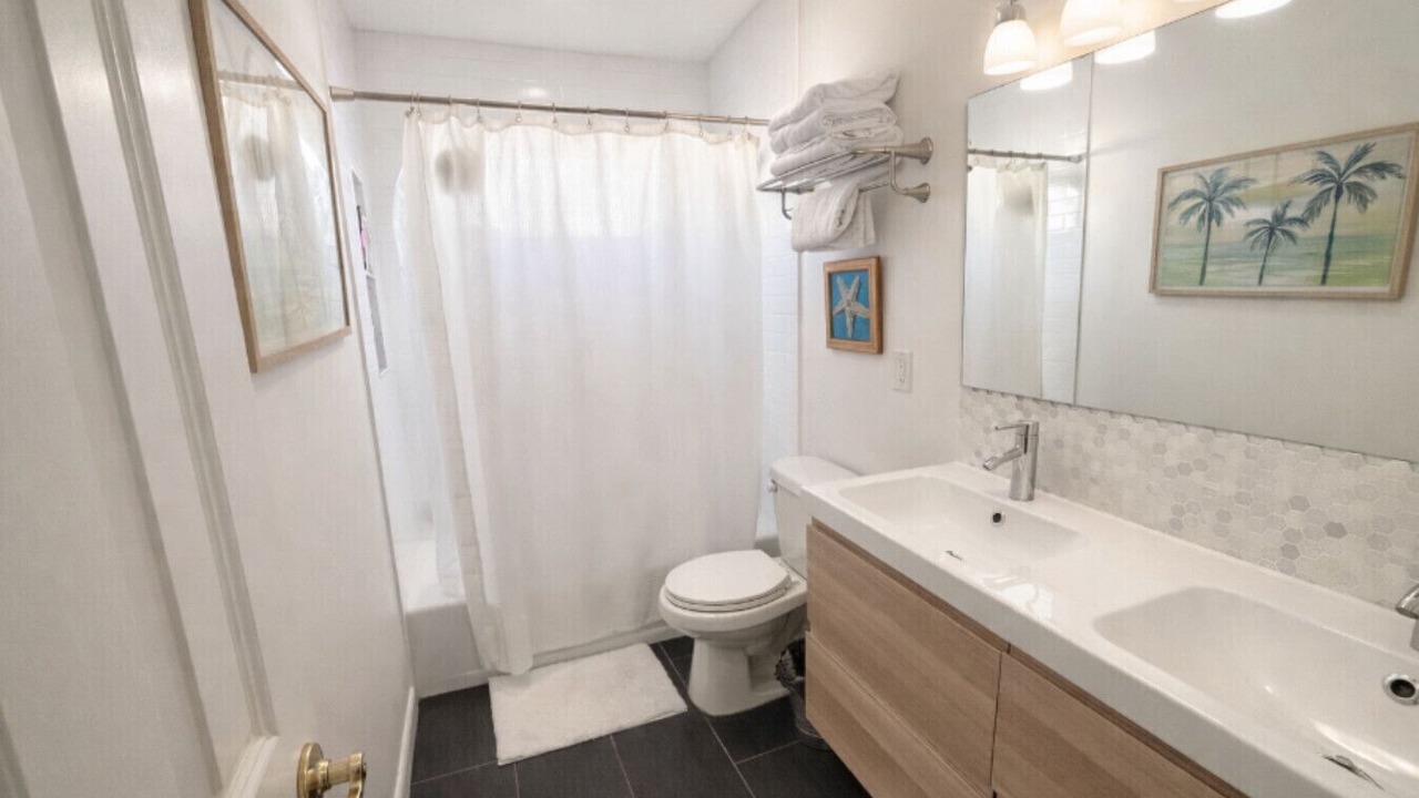 Photo of Bathroom in Isle of Palms