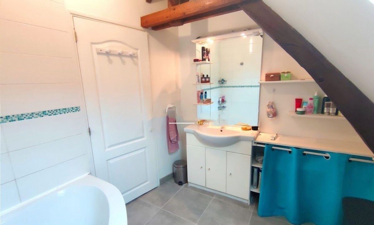 Photo of Bathroom in Grainville-la-Teinturiere