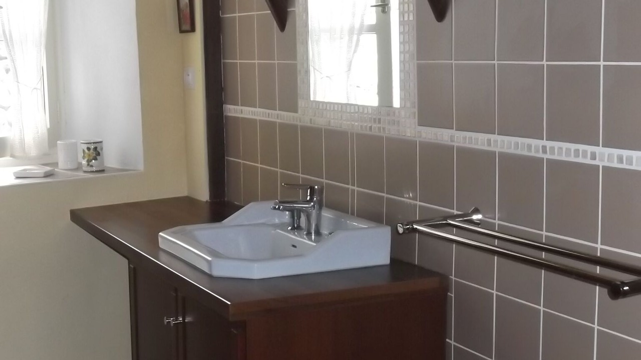 Photo of Bathroom in Lesperon