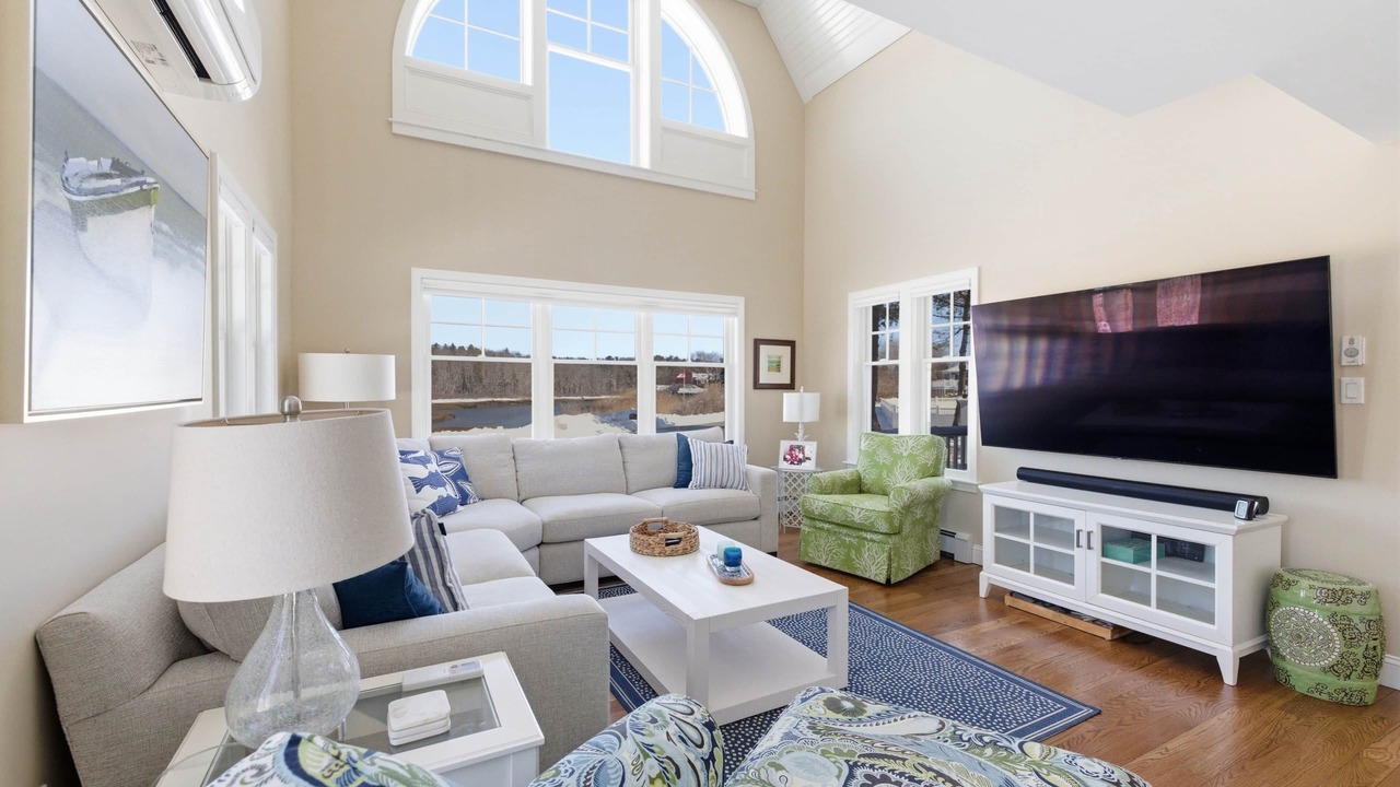 Photo of Livingroom in Kennebunk