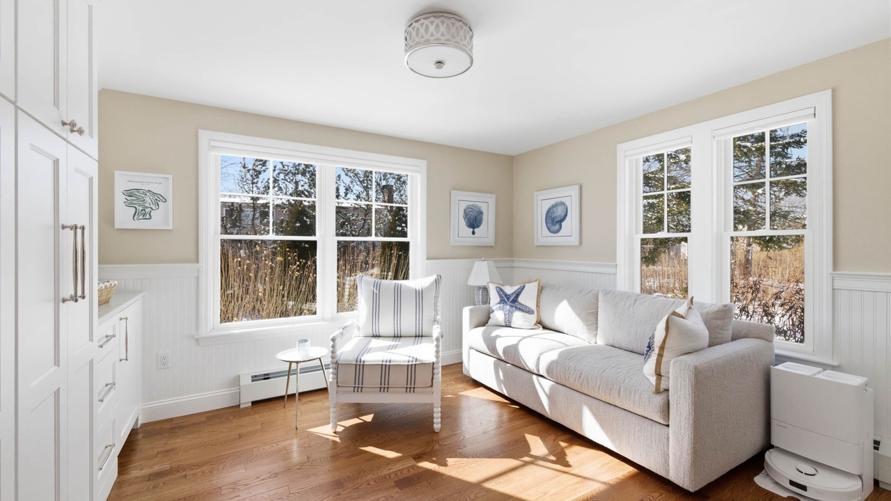 Photo of Livingroom in Kennebunk