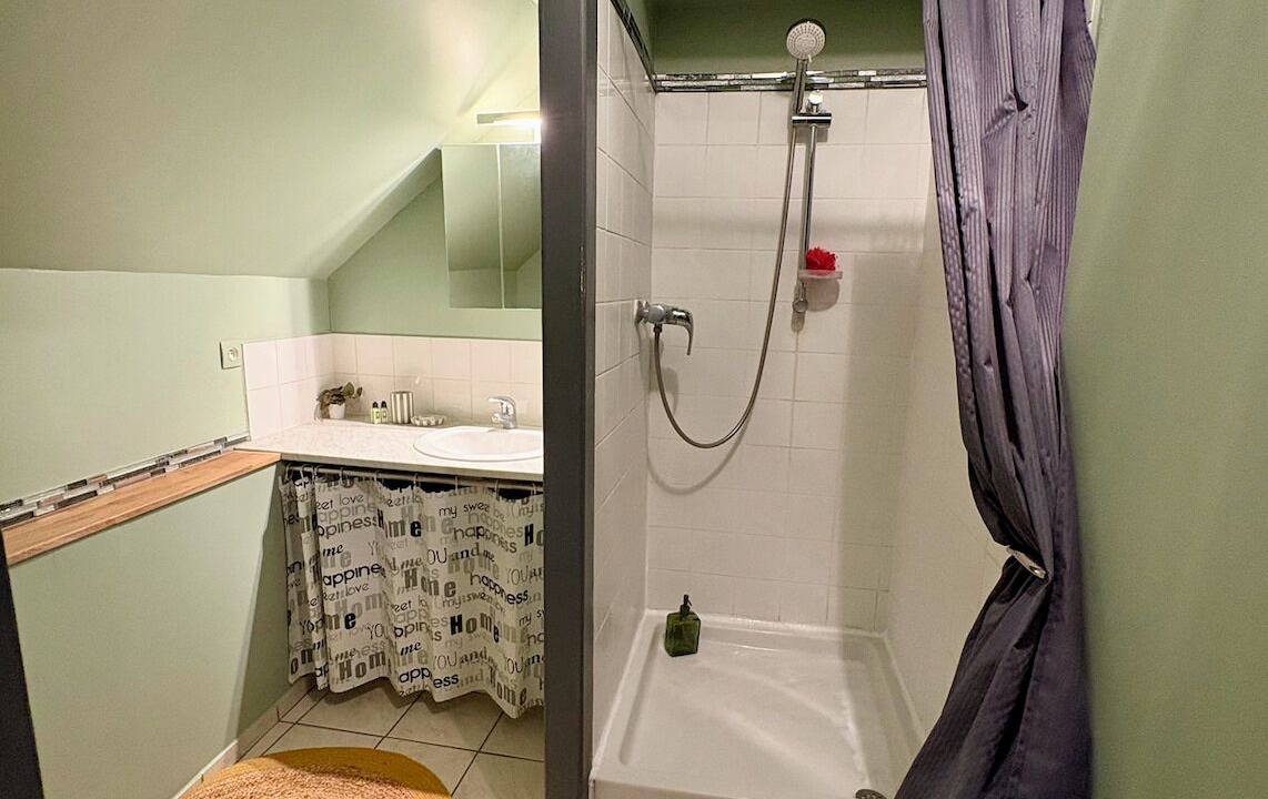 Photo of Bathroom in Ascq