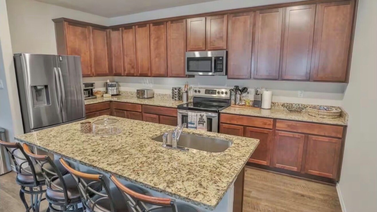 Photo of Kitchen in Elmendorf