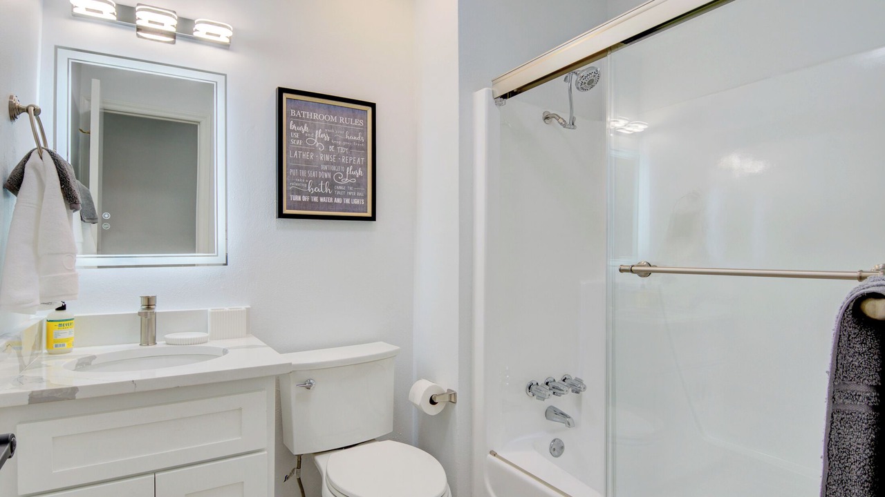 Photo of Bathroom in Hickory
